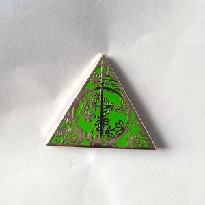Harry Potter Deathly Hallows Enamel Pin